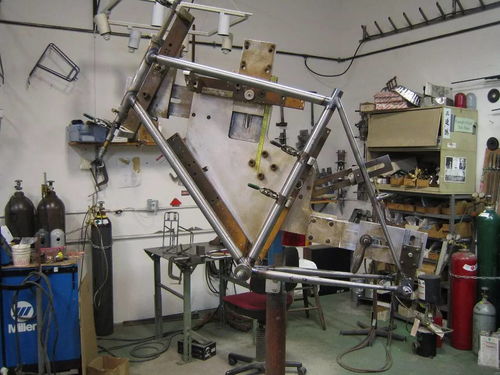 時代的烙印 北美手工鋼架元老品牌與選煤設(shè)備的跨世紀(jì)捆綁拍賣